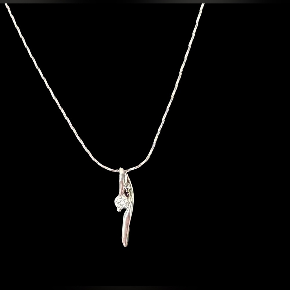 🆕 Silver Necklace Drip in Elegance - Picture 1 of 2